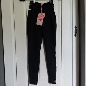 Bombshell sexy side cutout leggings